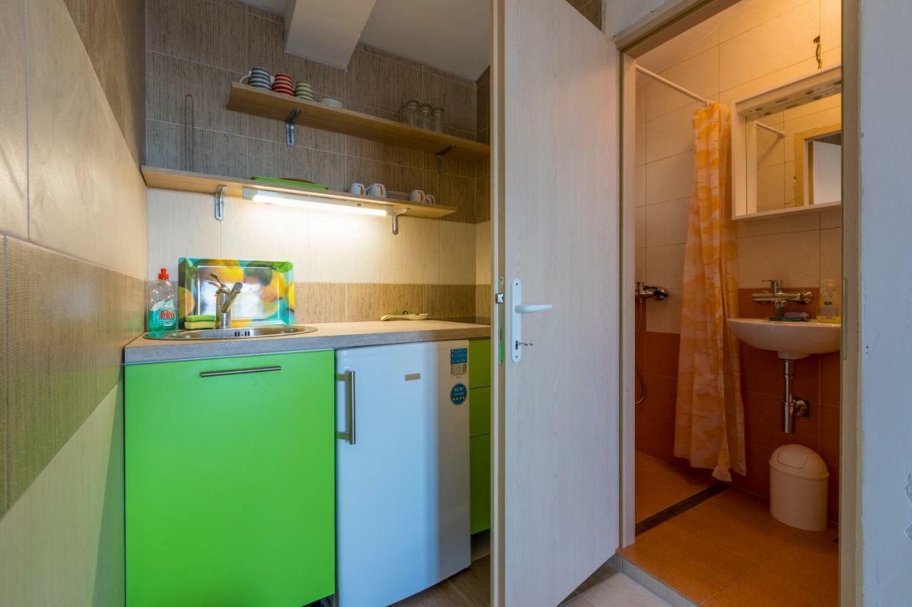 Apartmani Milan ツリクヴェニツァ エクステリア 写真
